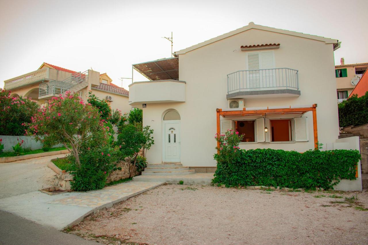 Apartments Senka Zaboric Exterior photo
